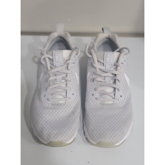 Nike Air Max Motion Lw 833662-010 Womens 10 Running Shoes  Nike Air Max Motion LW Grey Platinum White 833662-010 Women\'s Size 8.5 Excellent